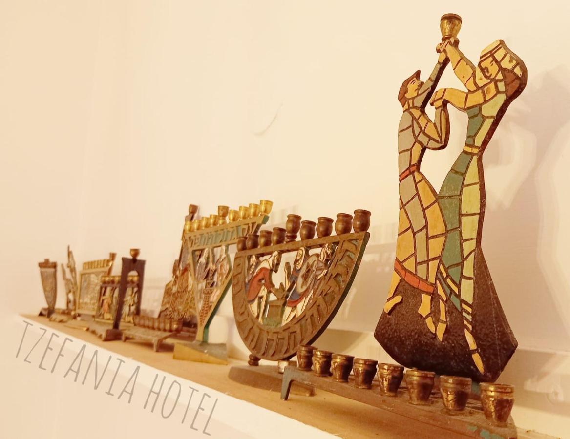 Tzefania Hotel *